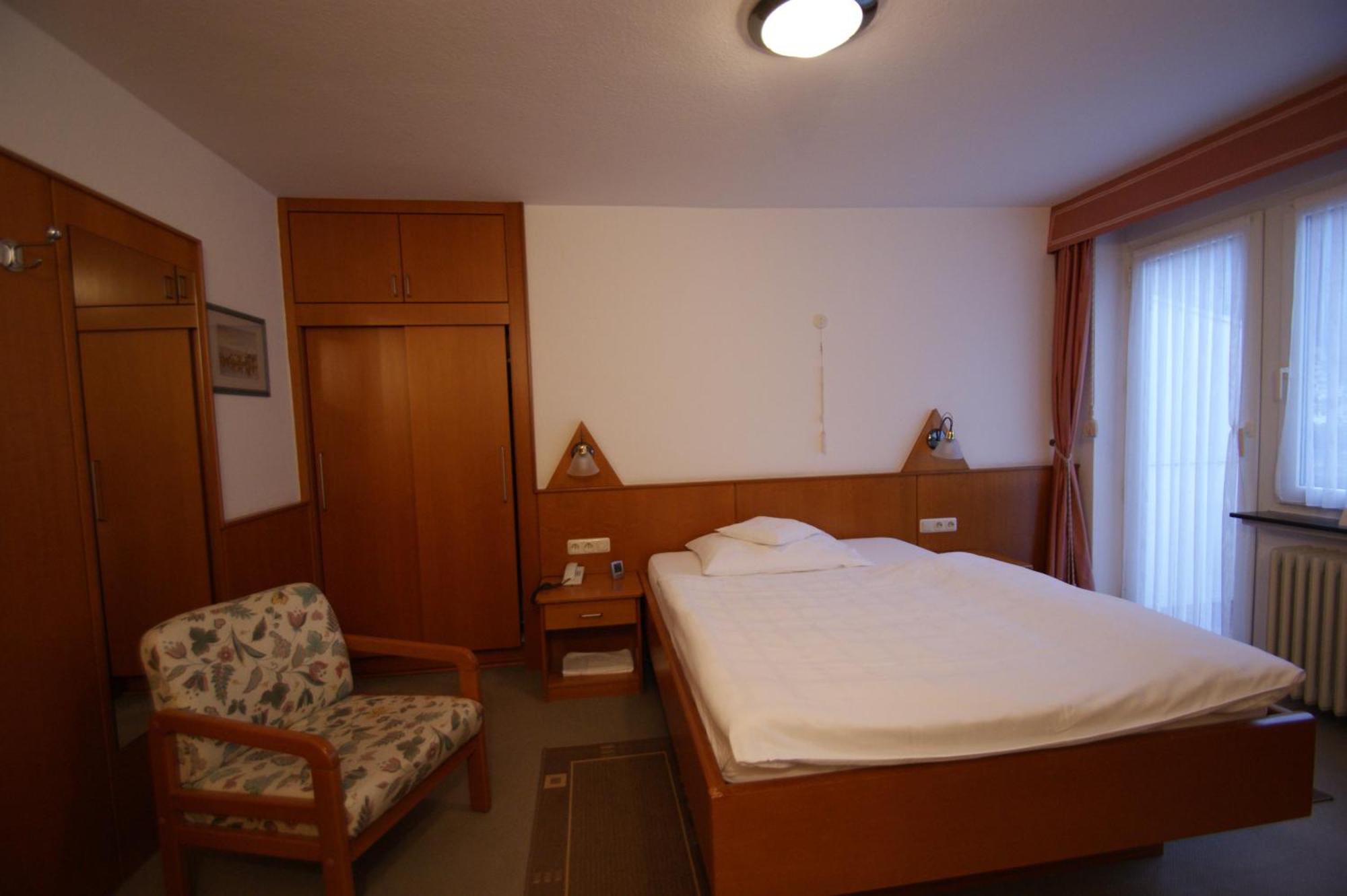 Bertricher Hof Hotel Garni Bad Bertrich Bilik gambar